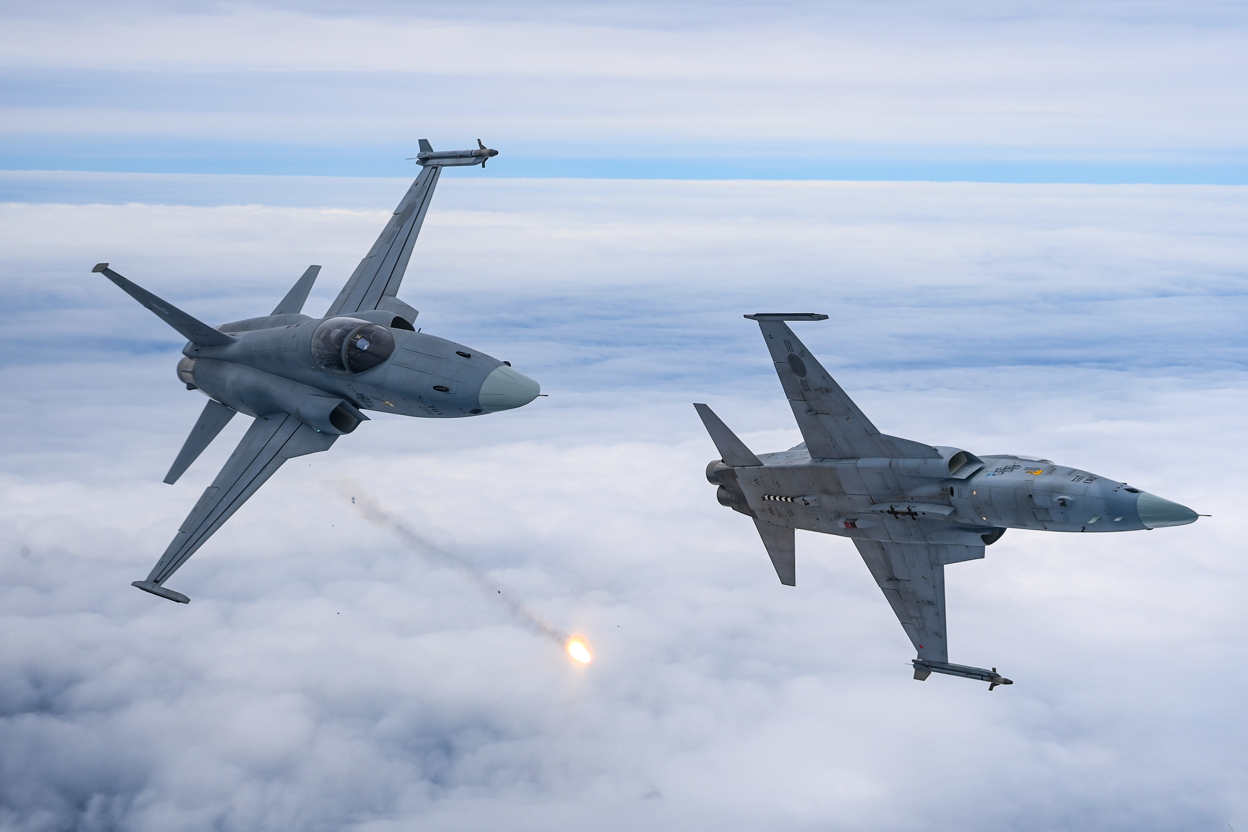 F-5 비행훈련 첨부 이미지