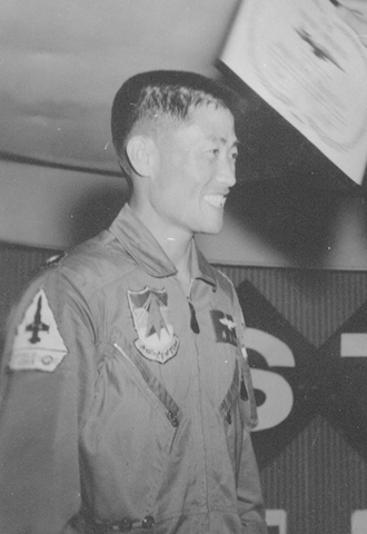 대위 박창수 (공사 7기, F-86)