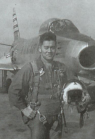대위 이균형 (조종 8기, F-86)